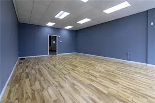 8403 Detroit Ave, Loveland, OH 44102 - Photo 24