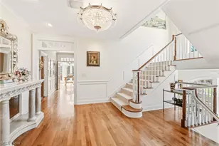 809 Village Trails, Gates Mills, OH 44040 - Photo 6