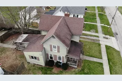 74 E Whitney Avenue, Shelby, OH 44875 - Photo 2