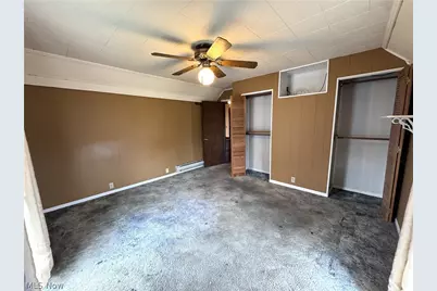 74 E Whitney Avenue, Shelby, OH 44875 - Photo 10