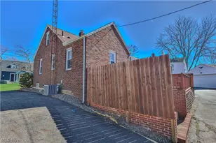 319 Superior St, Louisville, OH 44641 - Photo 10