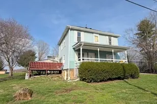 205 Rumley St, Jewett, OH 43986 - Photo 2