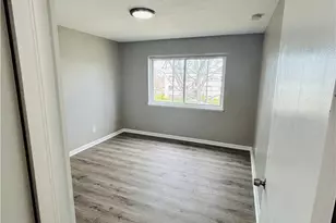 21045 Southbend Cir, Rocky River, OH 44116 - Photo 6