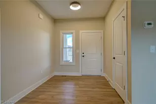 435 Granger Rd, Medina, OH 44256 - Photo 2