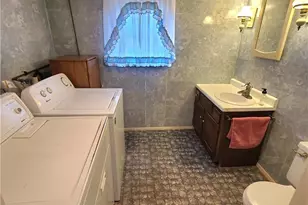 90 Mulberry St, Mt Pleasant, OH 43939 - Photo 16