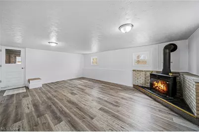 15904 Claridon Troy Road, Burton, OH 44021 - Photo 12