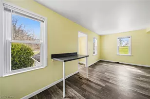 15904 Claridon Troy Rd, Burton, OH 44021 - Photo 6