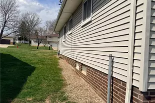 6081 Sunset Dr, Huber Heights, OH 44146 - Photo 6