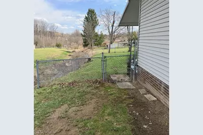 6081 Sunset Drive, Huber Heights, OH 44146 - Photo 6