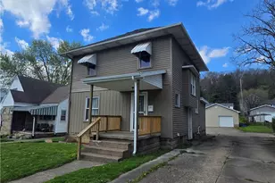 1720 Chestnut St, Coshocton, OH 43812 - Photo 2