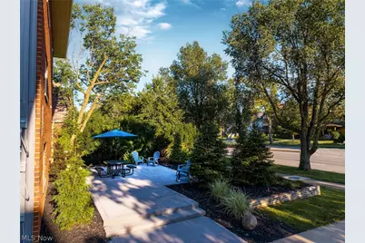 10524 Clifton Boulevard #301, Loveland, OH 44102 - Photo 2