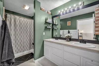 5265 Bringham Drive, Brunswick Hills, OH 44212 - Photo 24