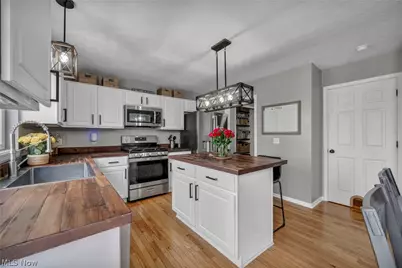 5265 Bringham Drive, Brunswick Hills, OH 44212 - Photo 14