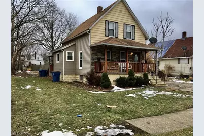 124 E 32nd Street, Lorain, OH 44055 - Photo 1