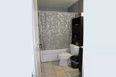 124 E 32nd Street, Lorain, OH 44055 - Photo 8