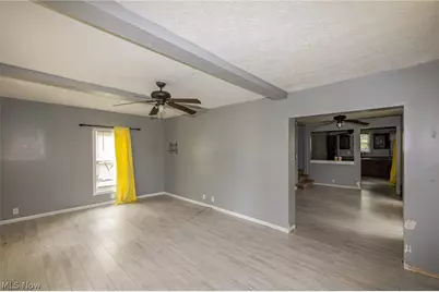 124 E 32nd Street, Lorain, OH 44055 - Photo 8