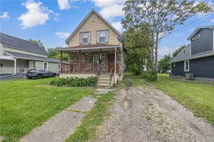 124 E 32nd St, Lorain, OH 44055 - Photo 2