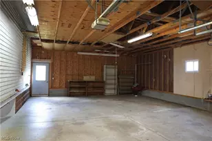 662 S Monroe St, Millersburg, OH 44654 - Photo 12