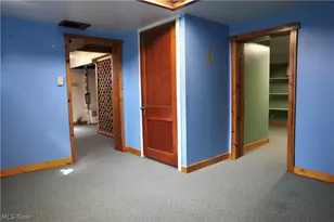 662 S Monroe St, Millersburg, OH 44654 - Photo 30