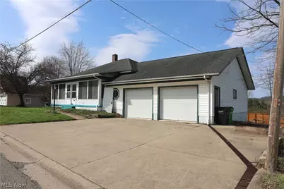 662 S Monroe Street, Millersburg, OH 44654 - Photo 2