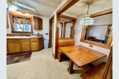 10131 Columbus Road NE, Louisville, OH 44641 - Photo 8