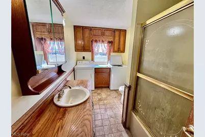 10131 Columbus Road NE, Louisville, OH 44641 - Photo 14