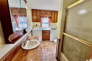 10131 Columbus Rd NE, Louisville, OH 44641 - Photo 14