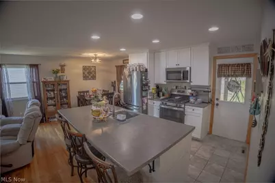 2310 Randolph Drive, Parkersburg, WV 26104 - Photo 2
