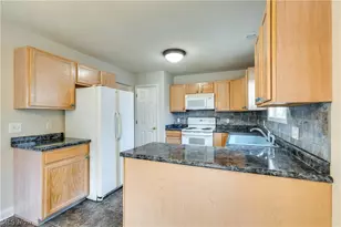 4046 Lindbergh Ave NW, Canton, OH 44718 - Photo 16