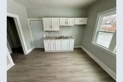 9215 Yale Avenue, Loveland, OH 44108 - Photo 6