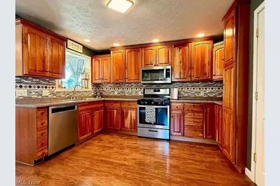 6134 Mahoning Avenue NW, Warren, OH 44481 - Photo 8