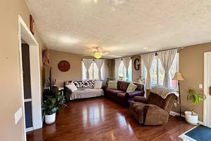 6134 Mahoning Ave NW, Warren, OH 44481 - Photo 12