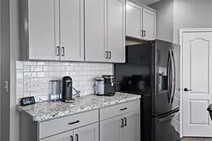 157 Kensington Wy, Elyria, OH 44035 - Photo 18