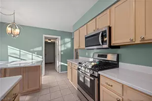 10248 Brighton Cir, Twinsburg, OH 44087 - Photo 10