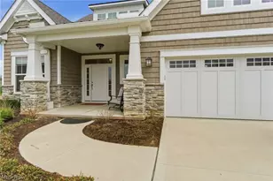 31523 Pier E, Avon Lake, OH 44012 - Photo 2