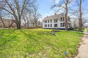 9610 Edmunds Ave, Loveland, OH 44106 - Photo 4