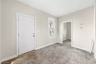 9610 Edmunds Ave, Loveland, OH 44106 - Photo 6