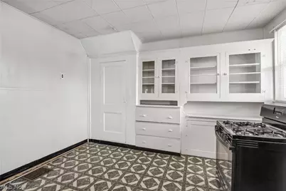 2815 Monroe Avenue, Loveland, OH 44113 - Photo 20