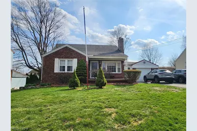 2451 W Manor Avenue, Poland, OH 44514 - Photo 1