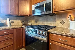 7915 Brookwood St NE, Warren, OH 44484 - Photo 16