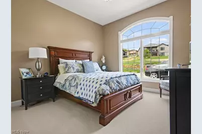 1004 Waters Edge Drive, Columbiana, OH 44408 - Photo 30