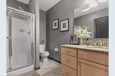 1004 Waters Edge Drive, Columbiana, OH 44408 - Photo 16