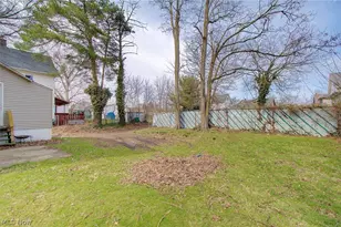 319 W Oxford St, Alliance, OH 44601 - Photo 18