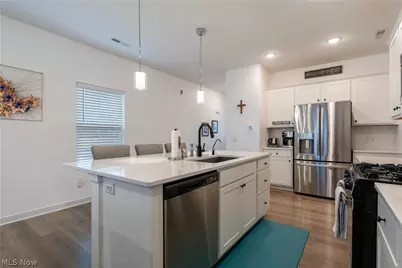 435 Honeycrisp Drive NE, Louisville, OH 44641 - Photo 8