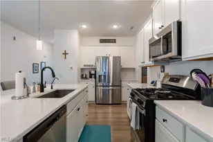 435 Honeycrisp Dr NE, Louisville, OH 44641 - Photo 10