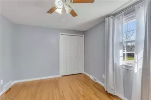 26928 Fairfax Ln, North Olmsted, OH 44070 - Photo 18