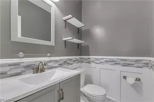 26928 Fairfax Ln, North Olmsted, OH 44070 - Photo 36