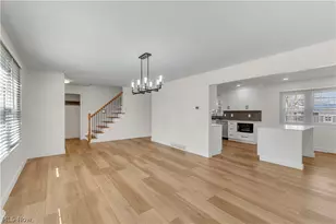 26928 Fairfax Ln, North Olmsted, OH 44070 - Photo 24