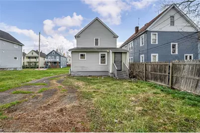 7909 Goodman Avenue, Loveland, OH 44105 - Photo 8