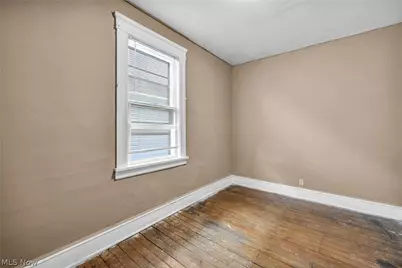 7909 Goodman Avenue, Loveland, OH 44105 - Photo 32